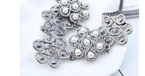 Fashion White Pearls&diamond Decorated Flower Shape Necklace,Bib Necklaces