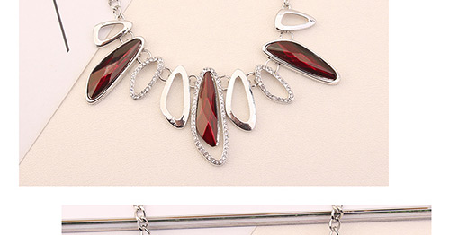 Elegant Dark Red Geometric Shape Design Simple Necklace,Bib Necklaces