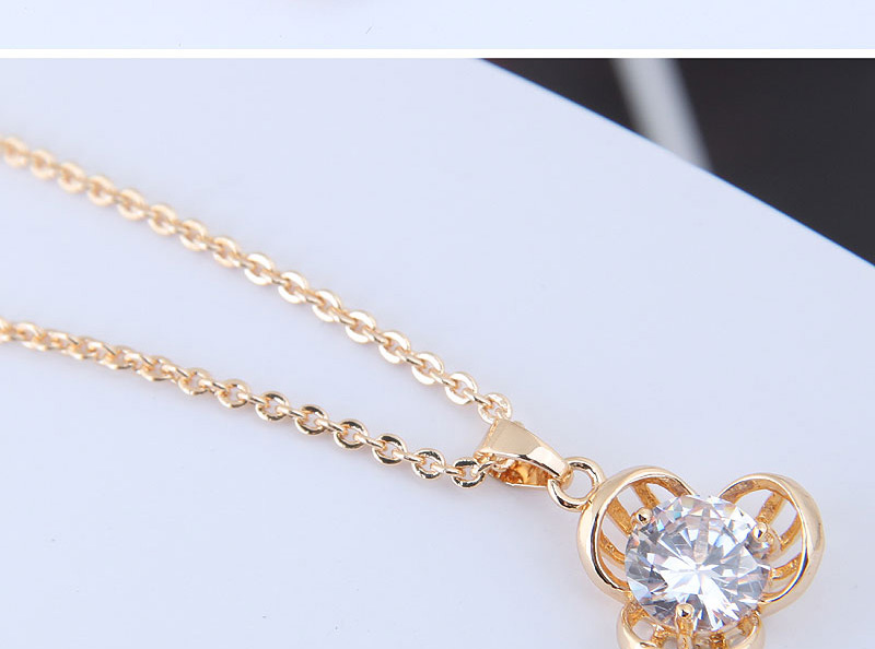 Fashion Gold Color Flower Shape Decorated Necklace,Necklaces