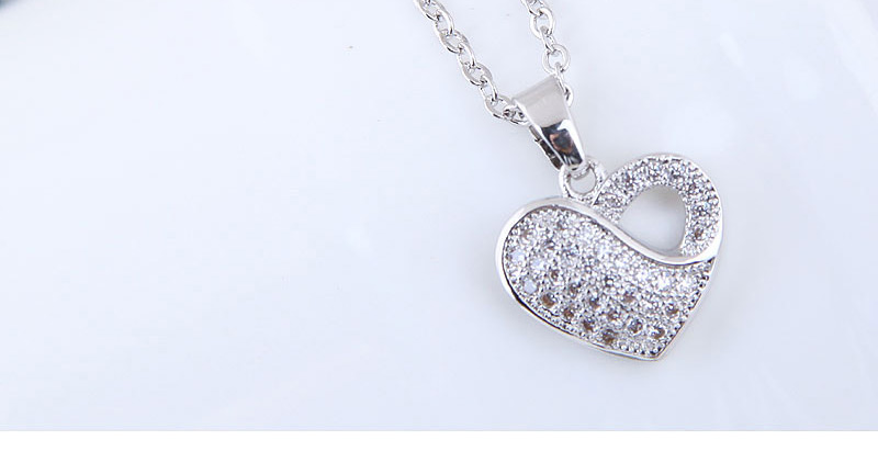 Elegant Silver Color Heart Shape Pendant Decorated Necklace,Necklaces