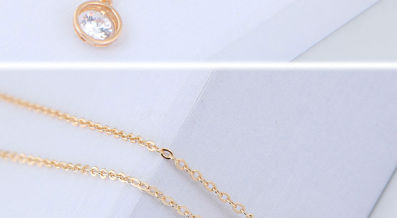 Elegant Gold Color Round Shape Pendant Decorated Necklace,Necklaces