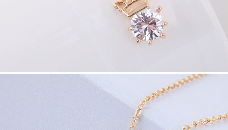 Elegant Gold Color Crown Shape Pendant Decorated Necklace,Necklaces