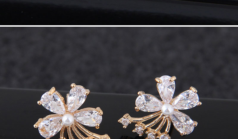 Sweet Silver Color Diamond Decorated Flower Shape Earrings,Stud Earrings