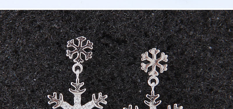 Fashion Silver Color Snowflake Shape Design Earrings,Stud Earrings