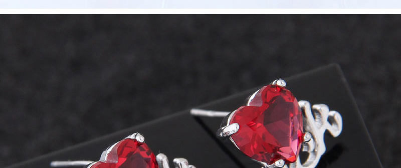 Sweet Red Heart Shape Diamond Decorated Earrings,Stud Earrings
