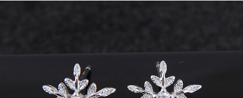 Sweet Silver Color Snowflake Shape Design Pure Color Earrings,Stud Earrings