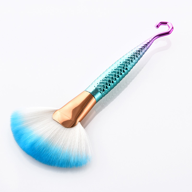 Fashion Blue Sector Shape Decorated Makeup Brush,Beauty tools