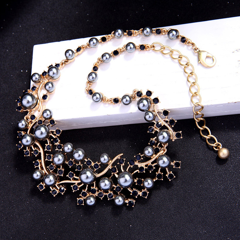 Vintage White Pearls&diamond Decorated Hollow Out Necklace,Bib Necklaces