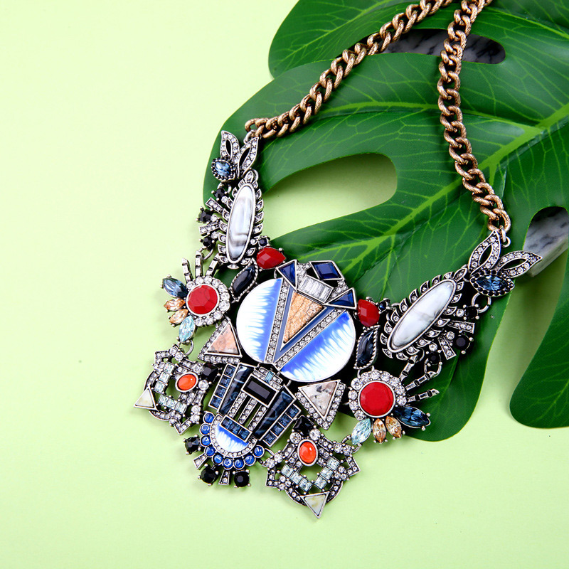 Fashion Multi-color Irregular Shape Decorarted Necklace,Pendants