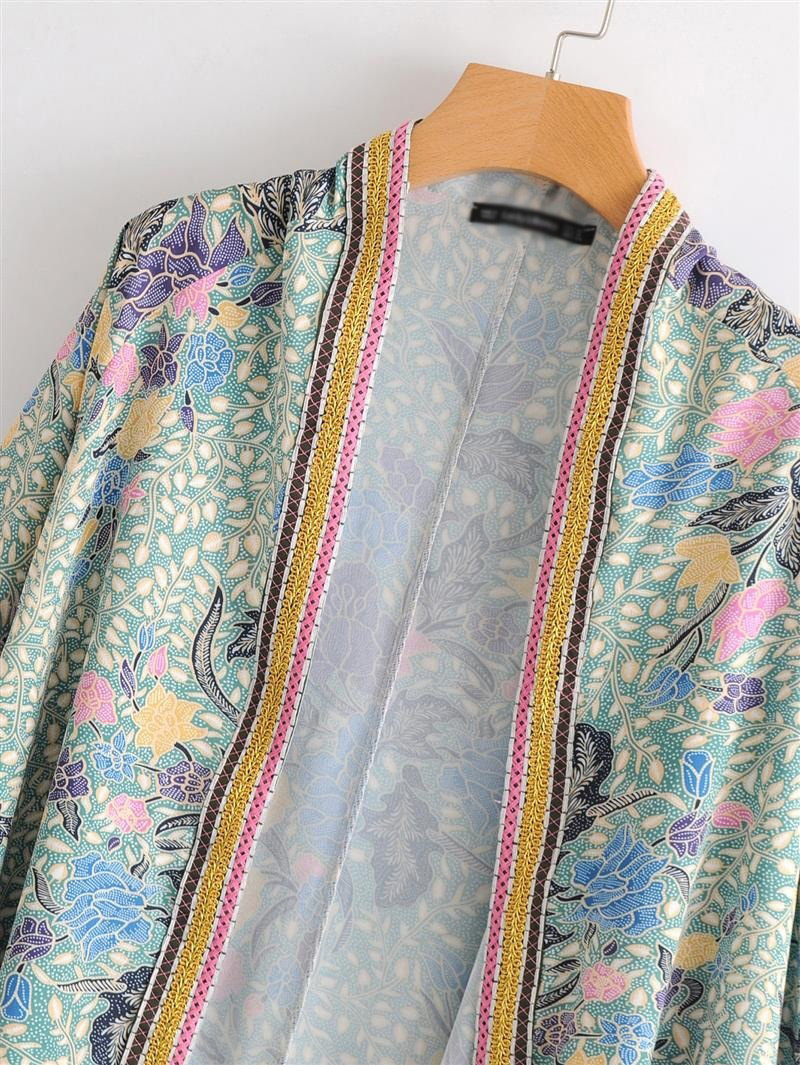 Fashion Green Flower Shape Pattern Decorated Kimono,Sunscreen Shirts