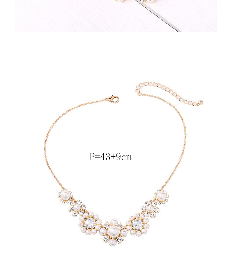 Fashion Gold Color Flower Shape Decorated Necklace,Bib Necklaces