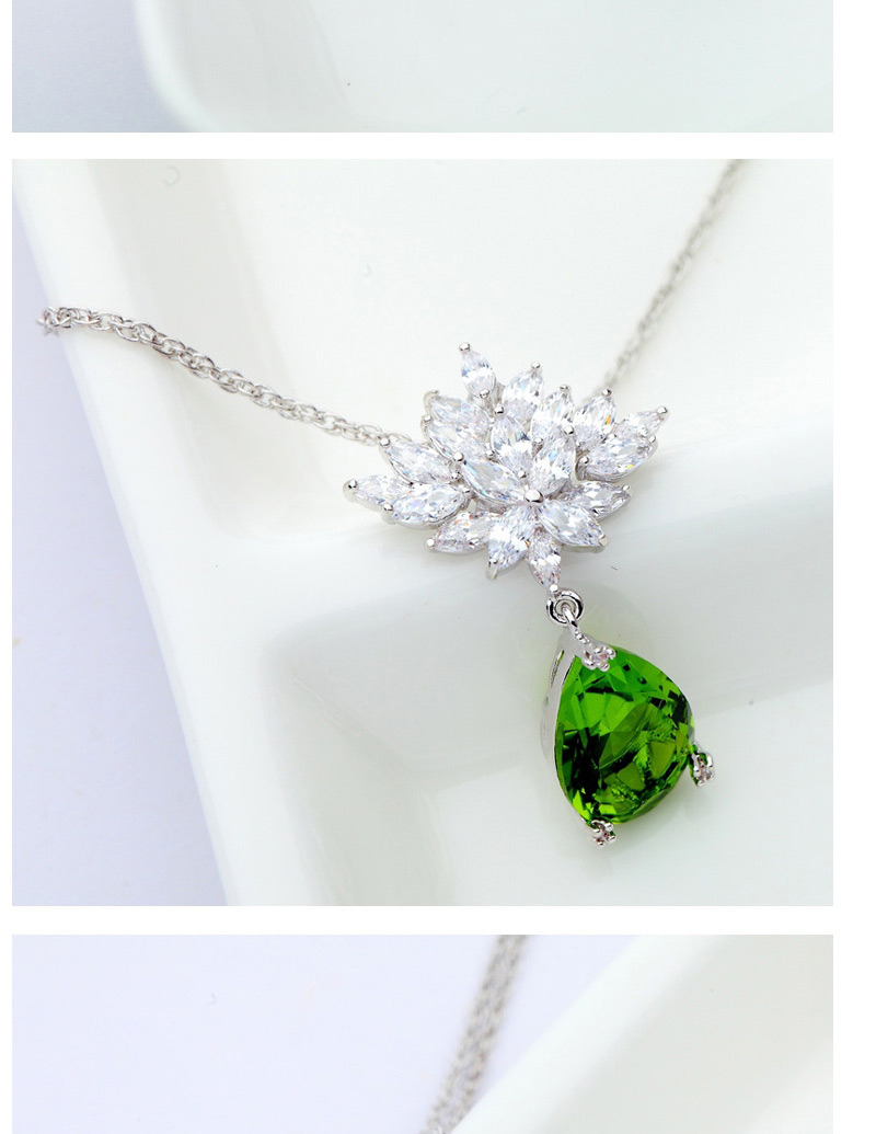 Fashion Green Flower Shape Pendant Decorated Necklace,Pendants