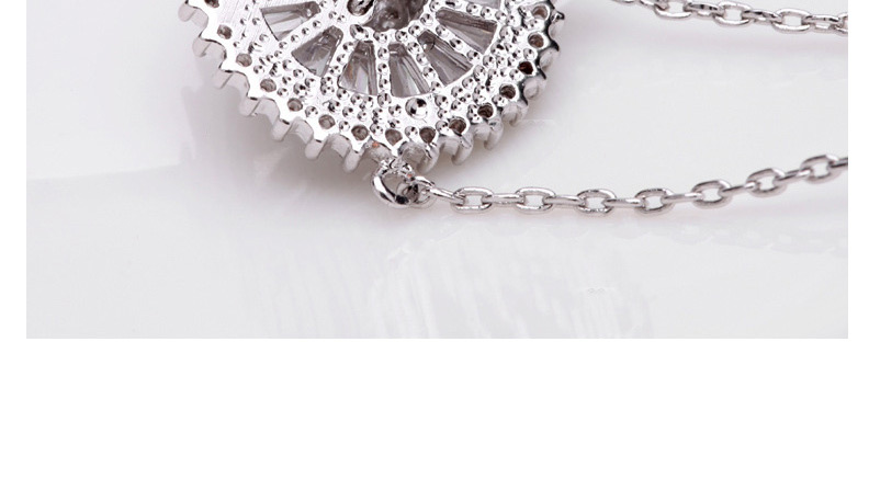 Fashion White Hollow Out Design Pure Color Necklace,Pendants