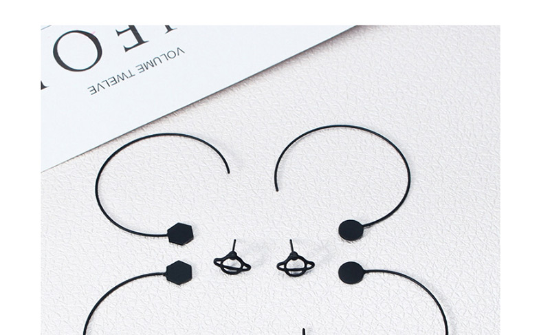 Elegant Black Hollow Out Design Pure Color Earrings,Stud Earrings