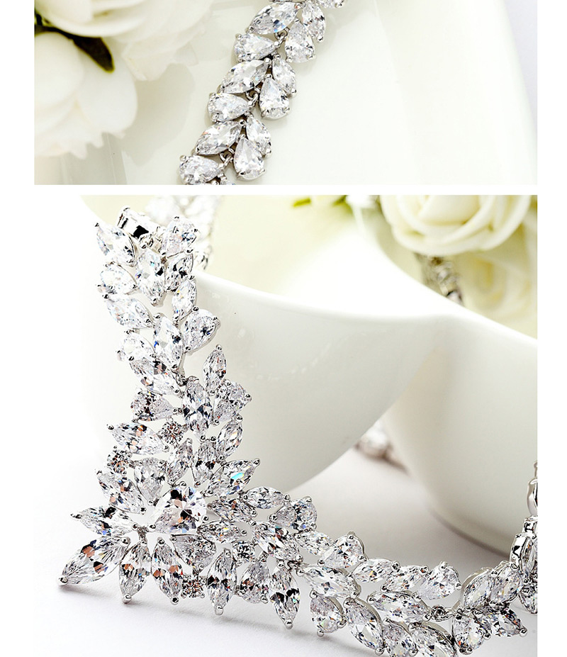 Elegant White Full Diamond Decorated Necklace,Necklaces