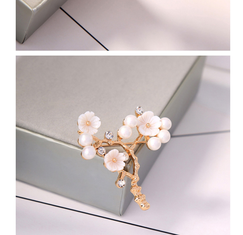 Fashion White Flower Shape Decorated Brooch,Korean Brooches