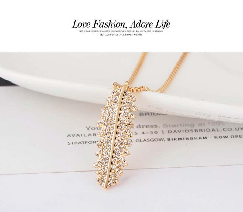 Fashion Gold Color Leaf Pendant Decorated Necklace,Necklaces