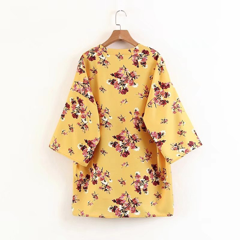 Fashion Yellow Flower Pattern Decorated Kimono,Coat-Jacket