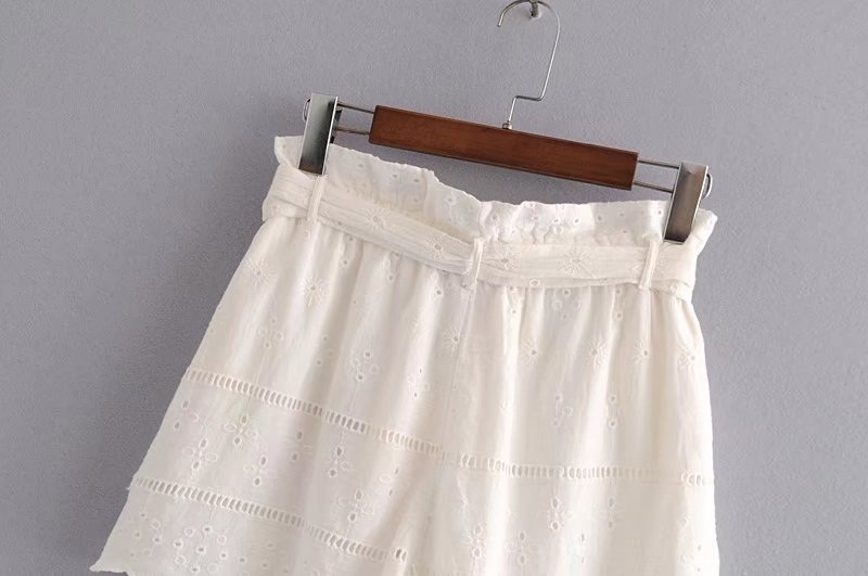 Fashion White Hollow Out Design Pure Color Pants,Shorts