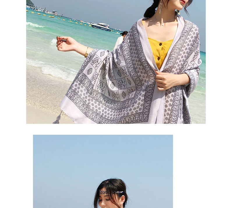 Fashion Gray Geometric Shape Pattern Decorated Scarf,Cover-Ups