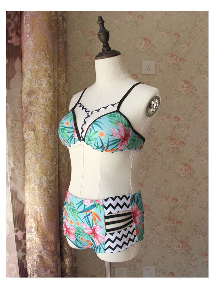 Sexy Multi-color Wave Pattern Decorated Split Bikini,Bikini Sets