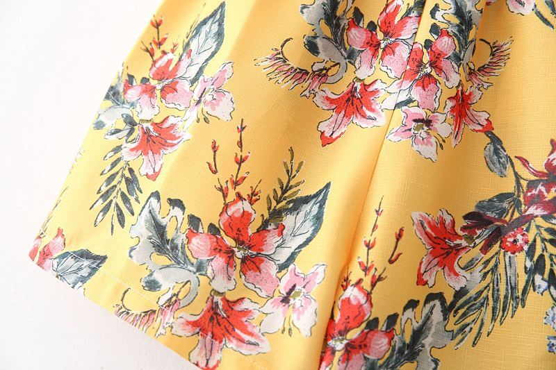Fashion Yellow Flower Pattern Decorated Shorts,Shorts