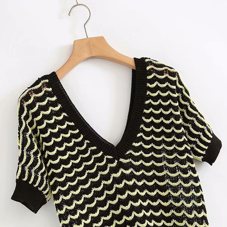 Fashion Yellow+black V Neckline Design Pure Color Shirt,Tank Tops & Camis
