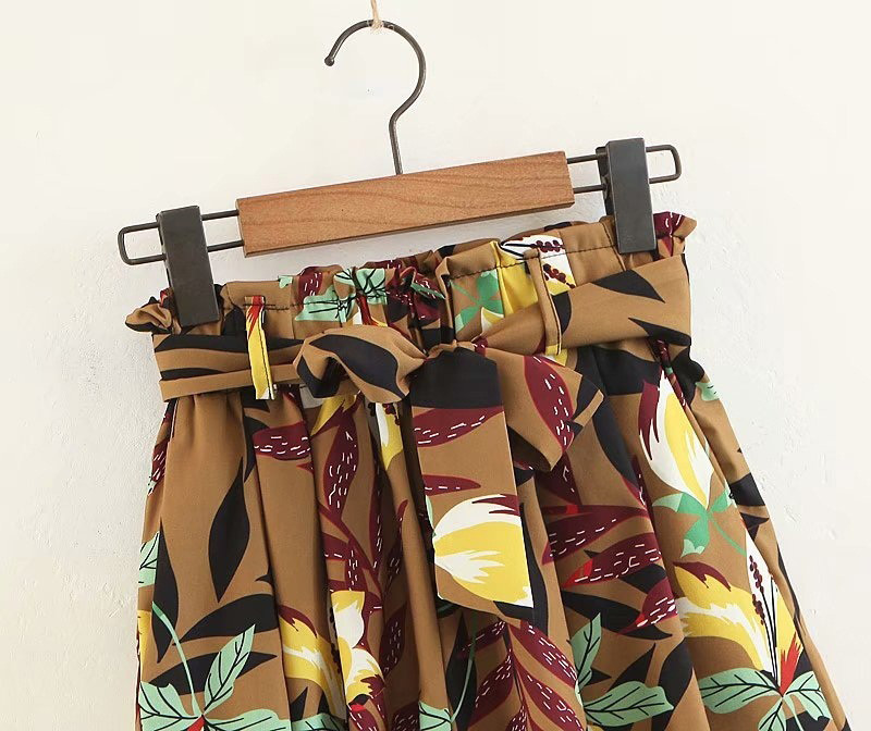 Fashion Brown Flower Pattern Decorated Shorts,Shorts