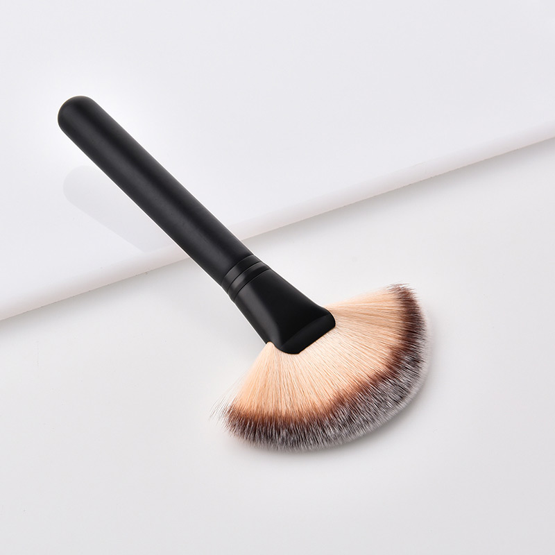 Trendy Black Sector Shape Design Cosmetic Brush(1pc),Beauty tools