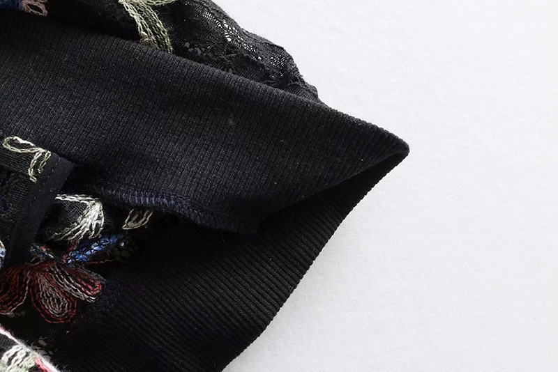 Fashion Black Embroidered Flowers Decorated Baseball Jacket,Blouses
