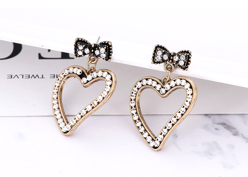Fashion Black Heart Shape Decorated Earrings,Stud Earrings