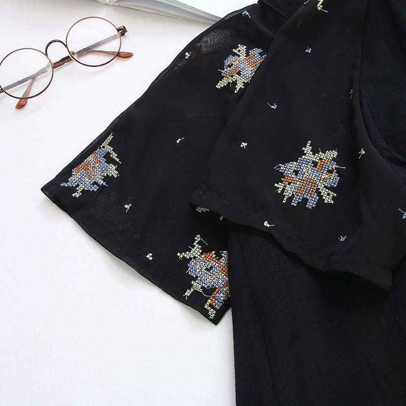 Fashion Black Embroidery Flower Decorated Shirt,Hair Crown