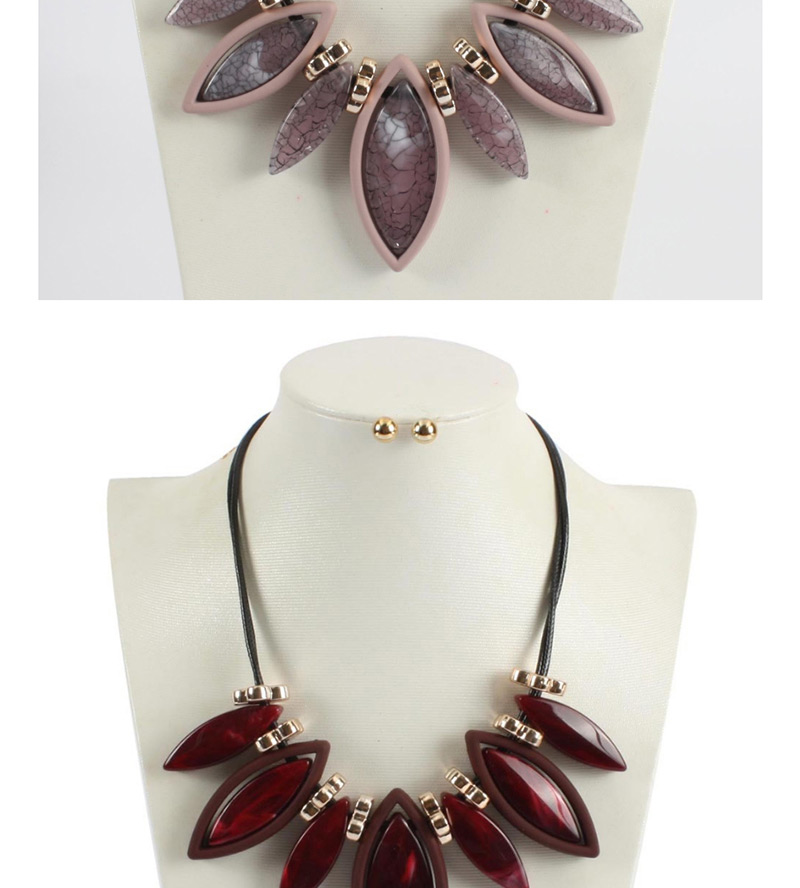 Fashion Red Geometric Shape Decorated Necklace,Bib Necklaces