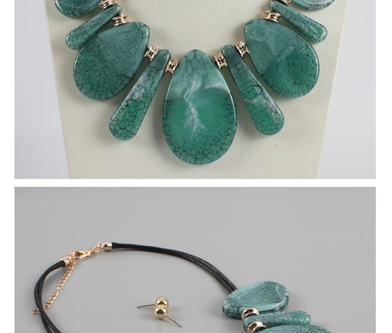 Fashion Green Water Drop Shape Decorated Necklace,Bib Necklaces