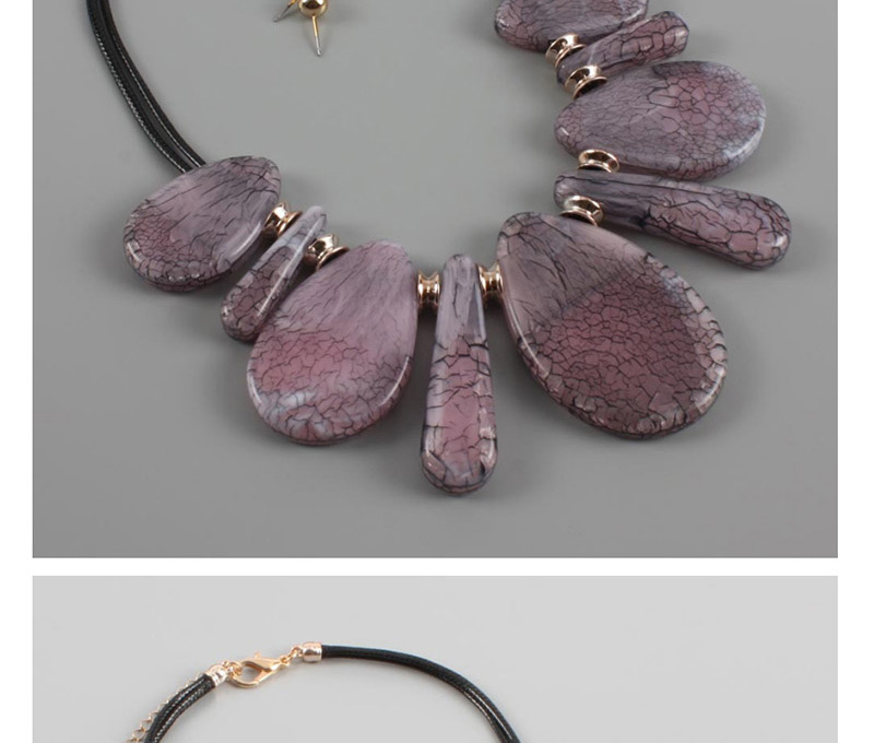Fashion Beige Water Drop Shape Decorated Necklace,Bib Necklaces