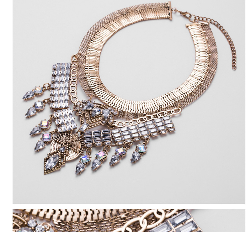 Elegant Silver Color Square Shape Diamond Decorated Necklace,Bib Necklaces