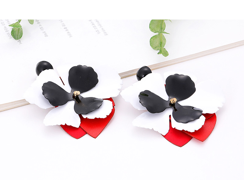 Fashion Black Flowers Decorated Simple Earrings,Stud Earrings