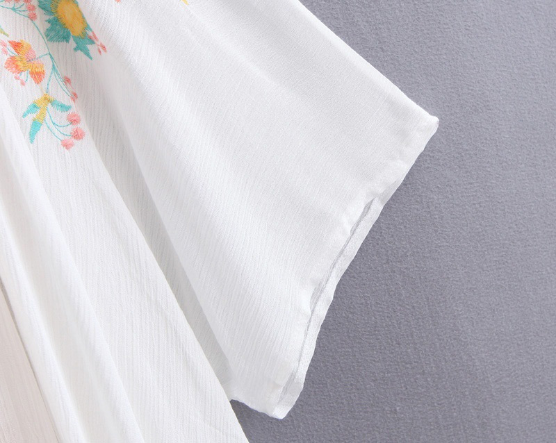 Fashion White Flower Pattern Decorated Shawl,Sunscreen Shirts