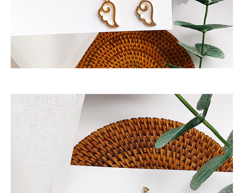Elegant Gold Color Wings Pendant Decorated Long Earrings,Drop Earrings