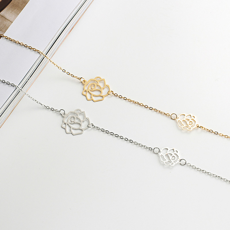 Fashion Gold Color Flowers Pendant Decorated Necklace,Pendants