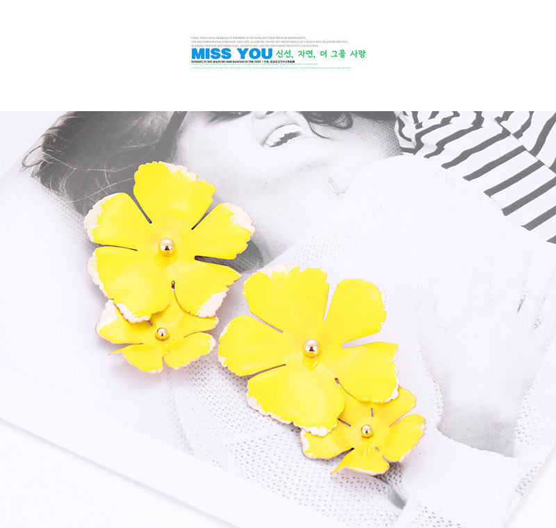 Fashion Beige Flower Shape Decorated Earrings,Stud Earrings
