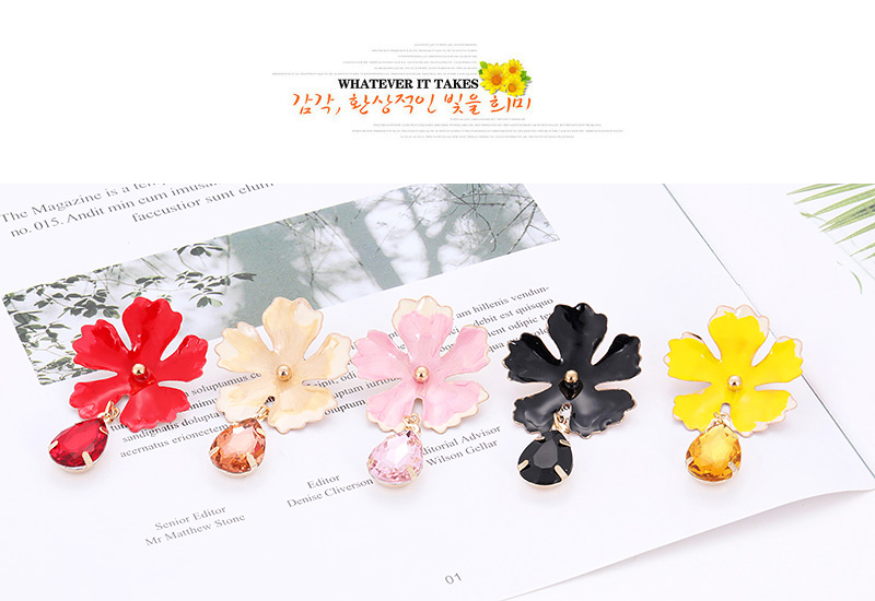 Fashion Beige Waterdrop Shape Decorated Flower Earrings,Drop Earrings