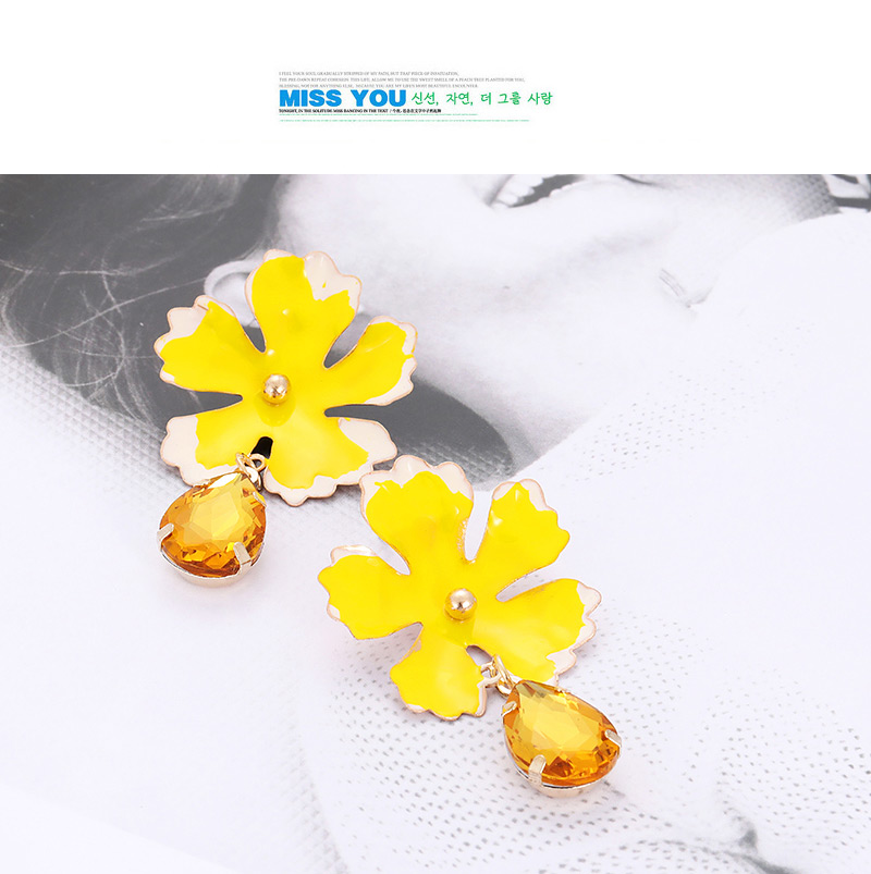 Fashion Yellow Waterdrop Shape Decorated Flower Earrings,Drop Earrings