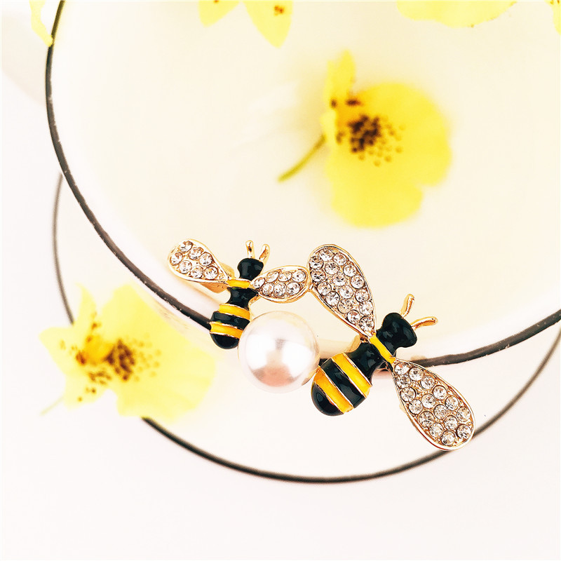 Fashion Yellow Bee Shape Decorated Brooch,Korean Brooches