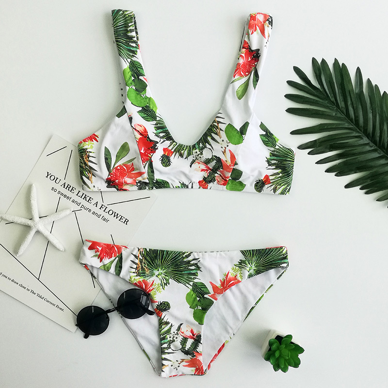 Sexy Green+white Flower Pattern Decorated V Neckline Bikini,Bikini Sets