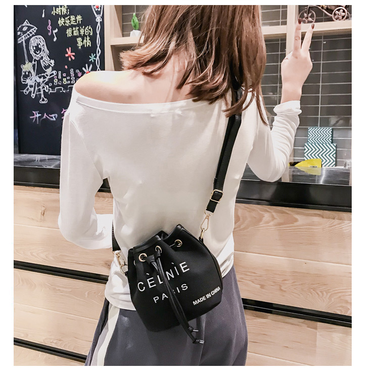 Simple White+black Letter Pattern Decorated Shoulder Bag,Shoulder bags