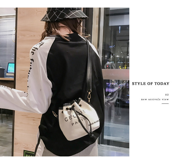 Simple White+black Letter Pattern Decorated Shoulder Bag,Shoulder bags