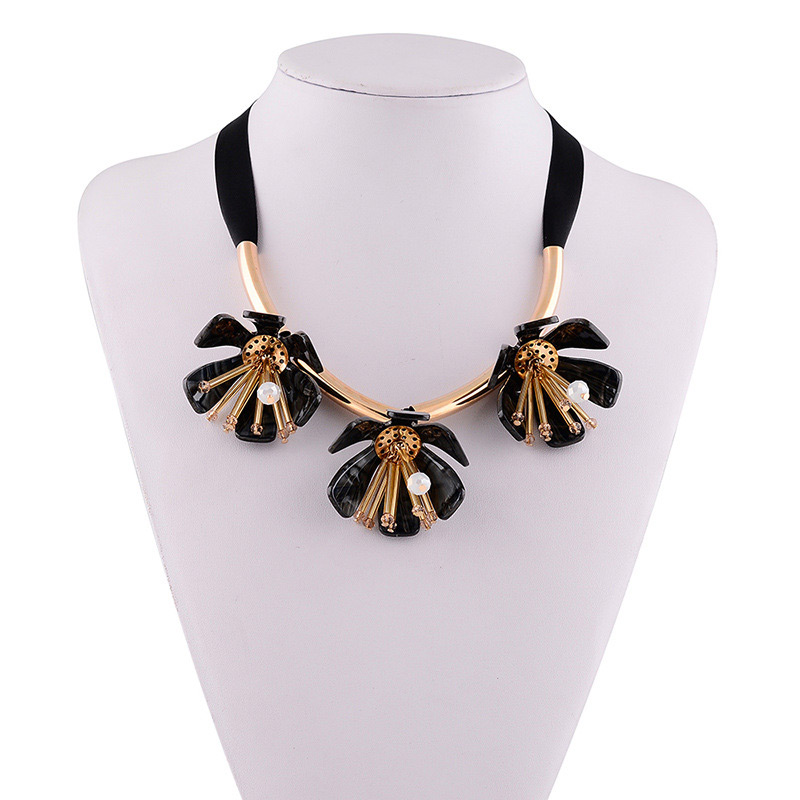 Fashion Black Beads Decorated Flowers Shape Necklace,Bib Necklaces