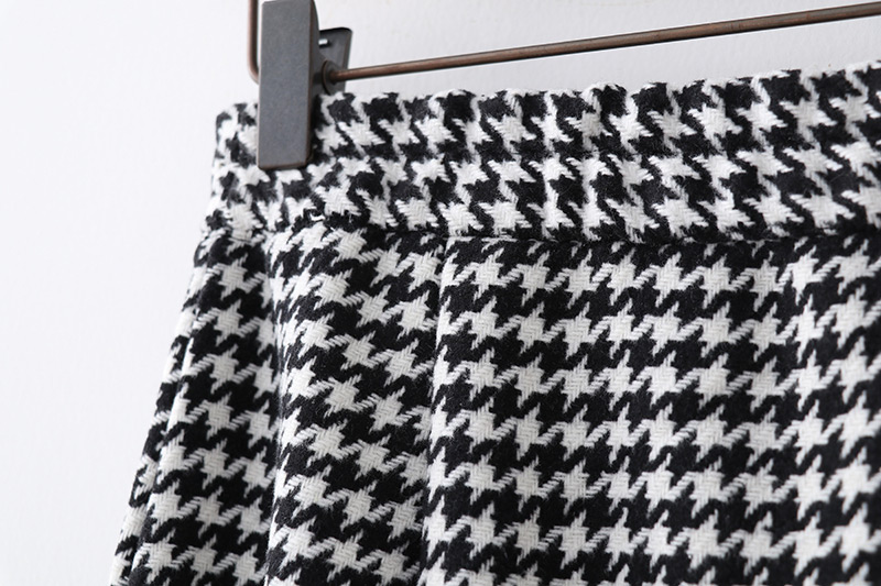 Fashion Black Grid Pattern Decorated Skirt,Skirts