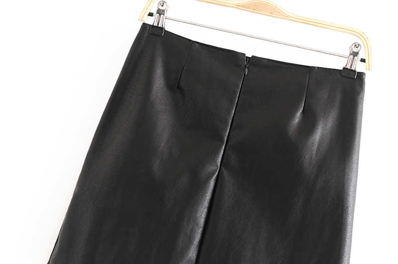 Fashion Black Button Decorated Pure Color Skirt,Skirts